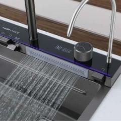 Teknolojik Tuşlu Şelale Eviye Seti